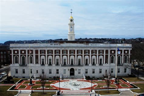 city of waterbury town hall.